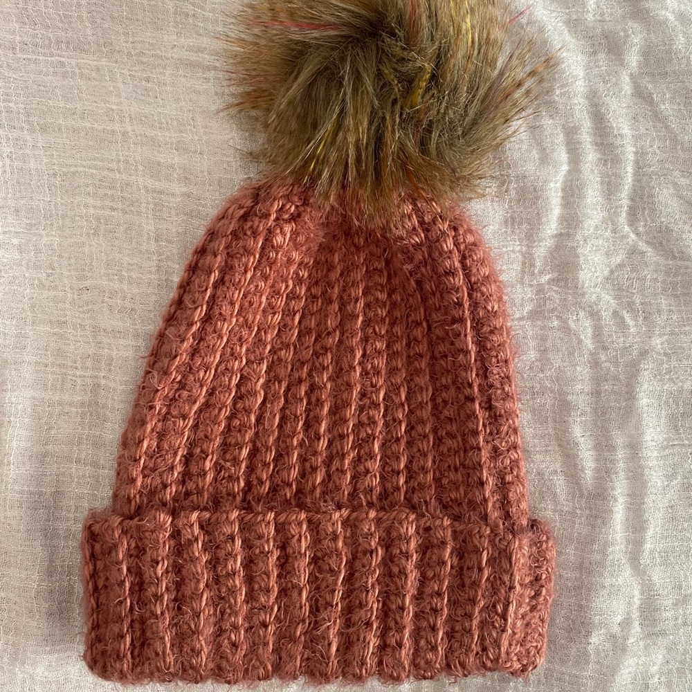 Handmade knit cable beanie with faux fur